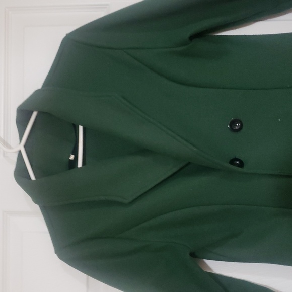 Elegant Green Women's Coat - Picture 2 of 9
